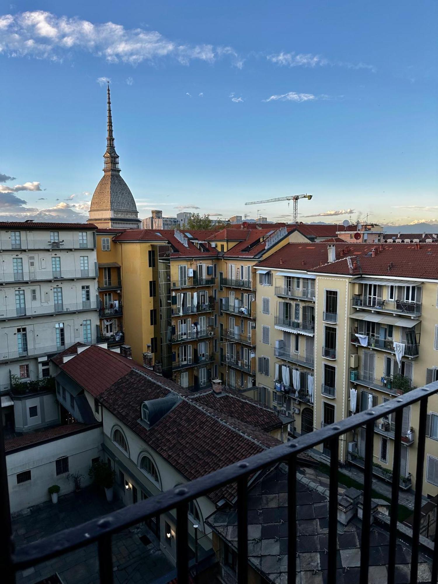 Le Finestre Sulla Mole Apartment Turin Ngoại thất bức ảnh