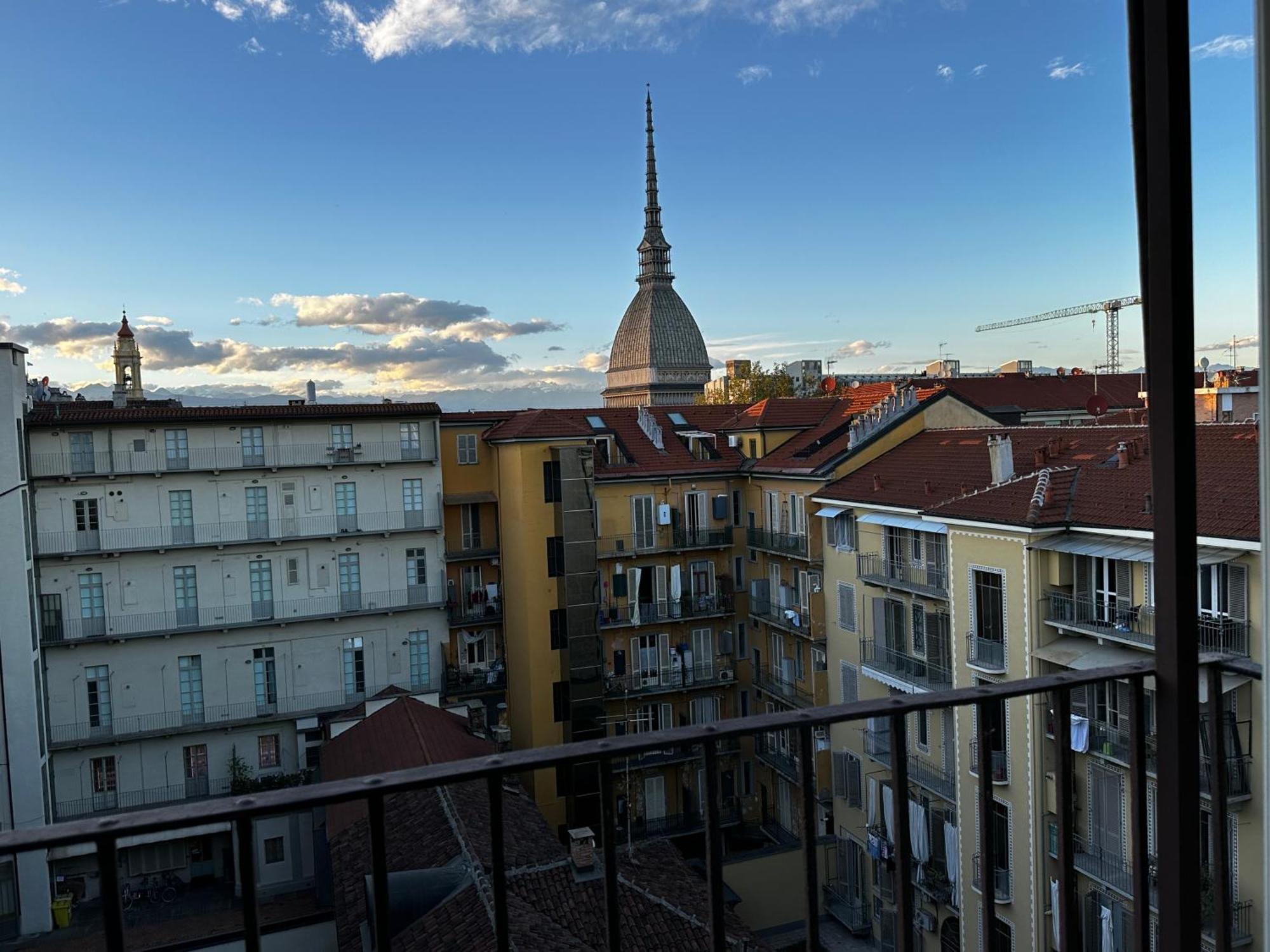 Le Finestre Sulla Mole Apartment Turin Ngoại thất bức ảnh