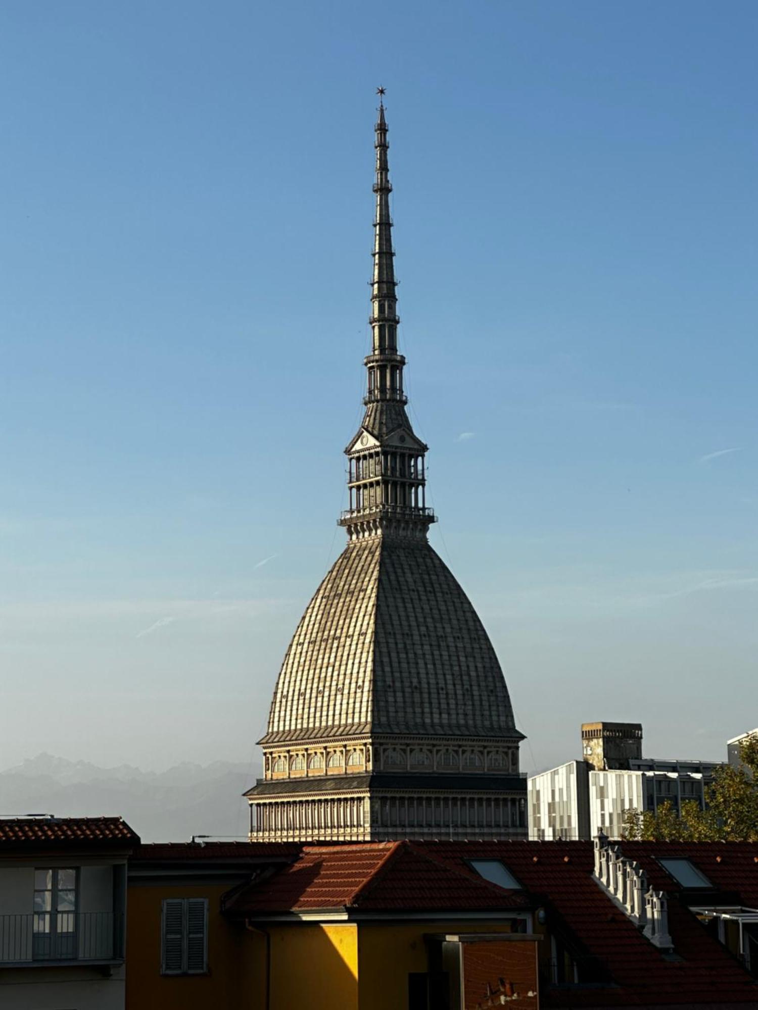 Le Finestre Sulla Mole Apartment Turin Ngoại thất bức ảnh